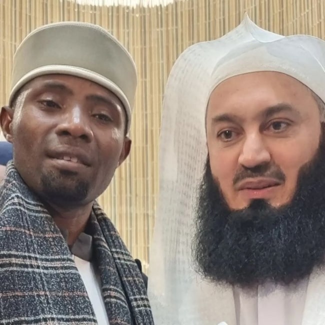 Mufti Menk as seen in a picture with Qari Sheikh Iddy Shaban from Tanzania in June 2023, in Cape Town, South Africa