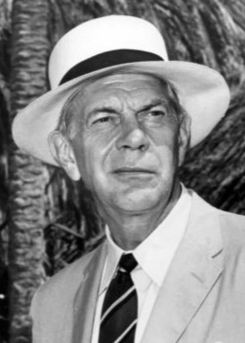 Raymond Massey as guest stars on the television program Adventures in Paradise in May 1961