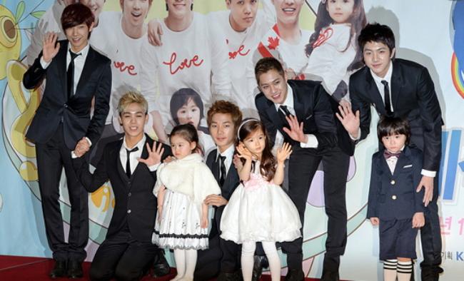 Thunder as seen with his bandmates from MBLAQ at the press conference of KBS Joy Hello Baby in 2012
