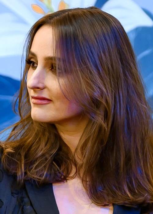 Banks Singer Height Weight Age Boyfriend Family Banks Singer Height Weight Age Boyfriend Family