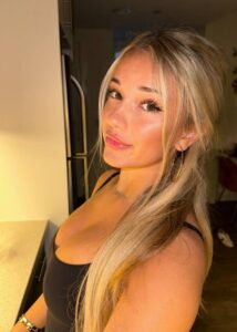 Breckie Hill Height, Weight, Age, Boyfriend, Family