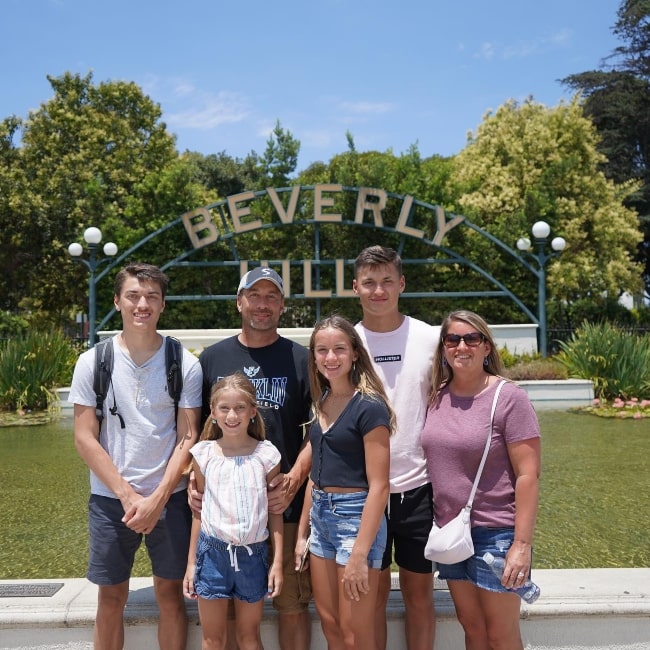 Ethan Klem in a picture with his brother Jackson, sisters Lauren and Taylor and dad Brian and mum Marcy in Beverly Hills, California, in July 2021
