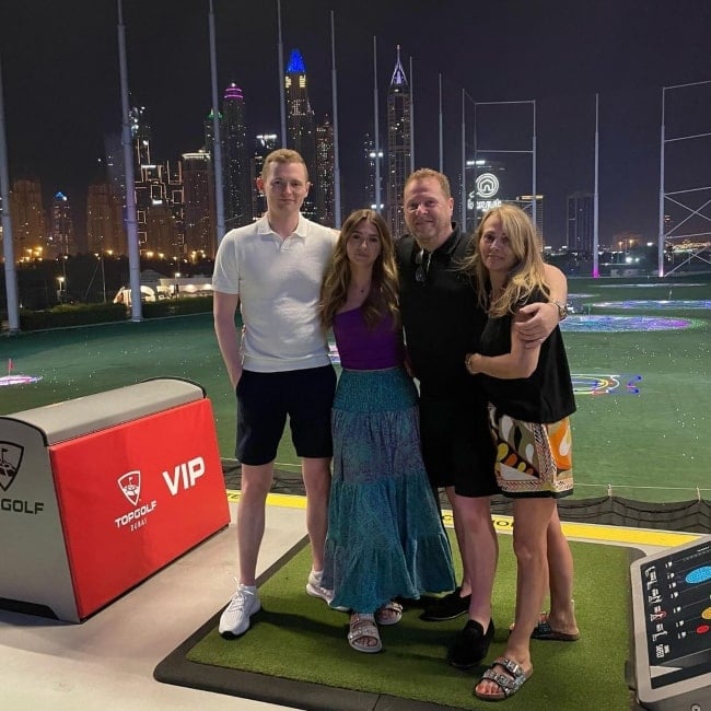 Leilah de Meza as seen in a picture with her parents and brother at Topgolf Dubai in June 2023