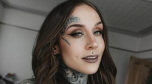 Monami Frost