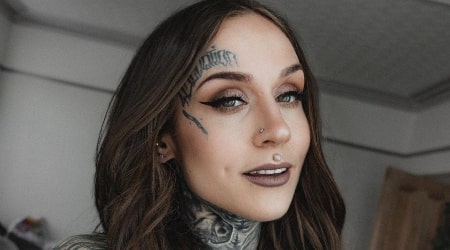 Monami Frost Height, Weight, Age, Husband, Children