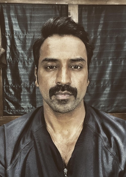 Shabeer Kallarakkal as seen while taking a selfie