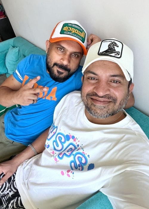 Soubin Shahir as seen while clicking a selfie with Shabin Shahir in November 2022