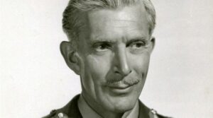 Alan Napier