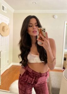 Carmela Zumbado Height, Weight, Age, Boyfriend, Family