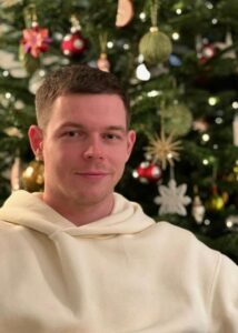 Georg Listing Height, Weight, Age, Facts, Family