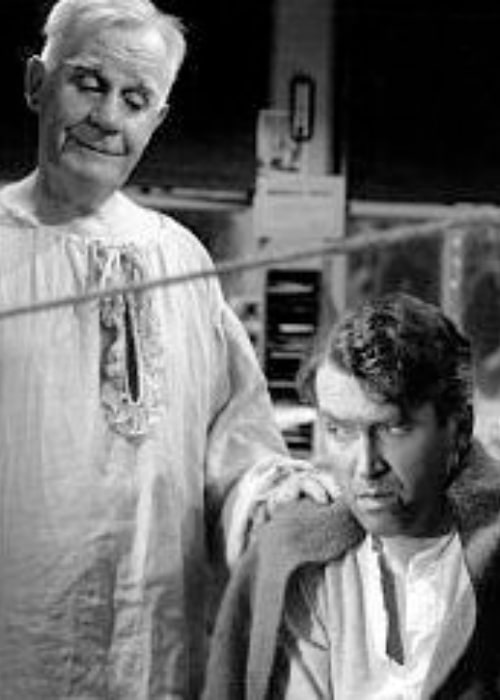 Henry Travers (Left) as seen as guardian angel Clarence Odbody in 'It's a Wonderful Life' (1946)