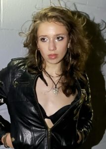 Isabel LaRosa Height, Weight, Age, Facts, Family, Biography