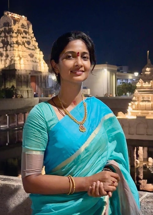 Keerthi Pandian as seen while posing for a picture in May 2023