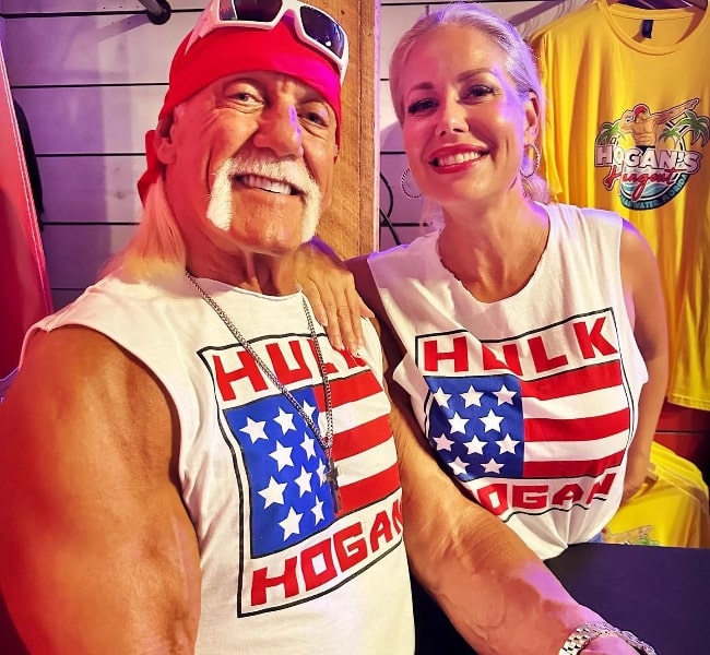 Sky Daily as seen while smiling for a picture with Hulk Hogan in September 2023