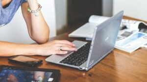 work from home and stay healthy Featured