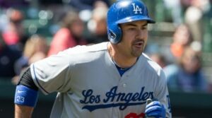 Adrián González