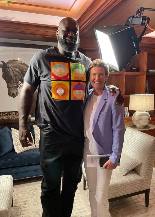 Becky Anderson as seen in a picture taken with Shaquille O'Neal in October 2022