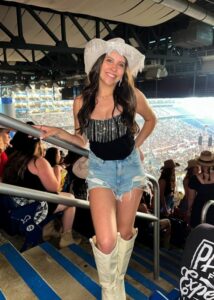 Juliette Weg Height, Weight, Age, Facts, Family