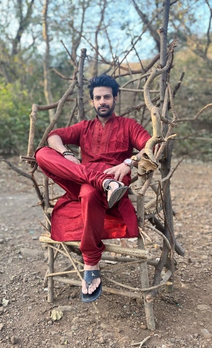 Karan Veer Mehra as seen while posing for the camera in February 2023