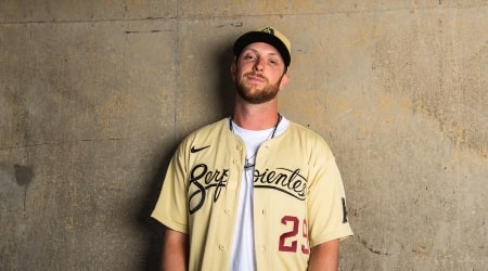 Merrill Kelly Height, Weight, Age, Wife, Family