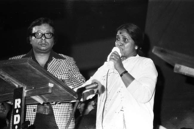 R. D. Burman as seen performing with his wife Asha Bhosle in 1981