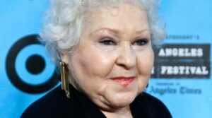 Estelle Harris