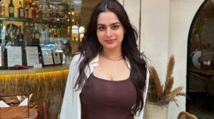 Ayesha Khan