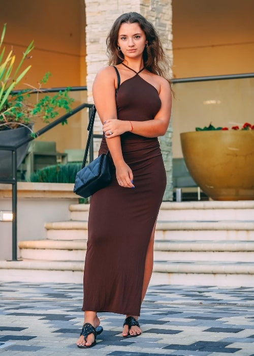 Julia Summer Height Weight Age Boyfriend Family Julia Summer Height Weight Age Boyfriend Family