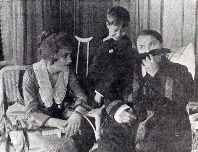 Victor Moore (Right) as seen in 'The Clown' (1916)
