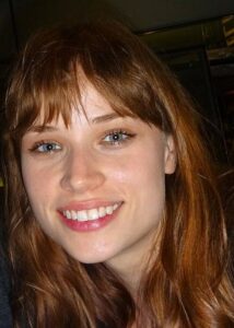 Makenzie Leigh Height, Weight, Age, Boyfriend, Family