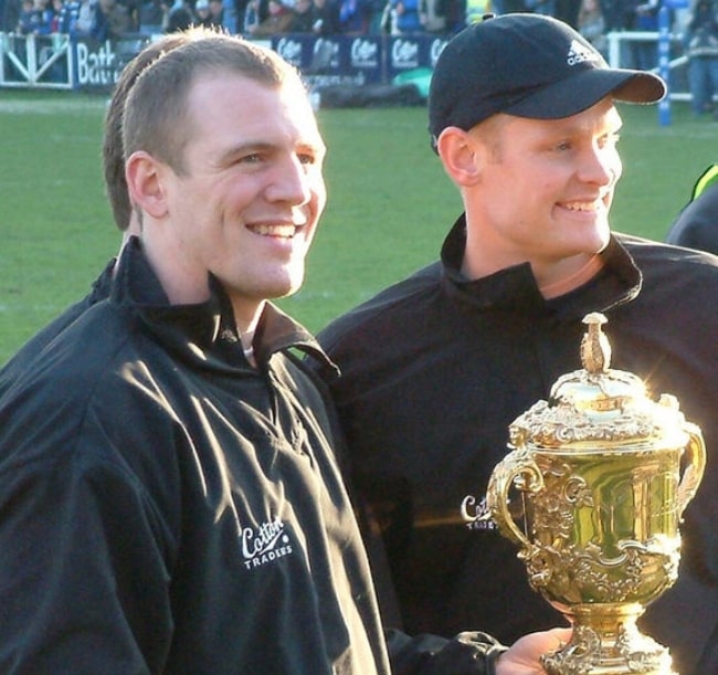 Mike Tindall (Left) and Iain Balshaw as seen with the William Webb Ellis Cup in 2005