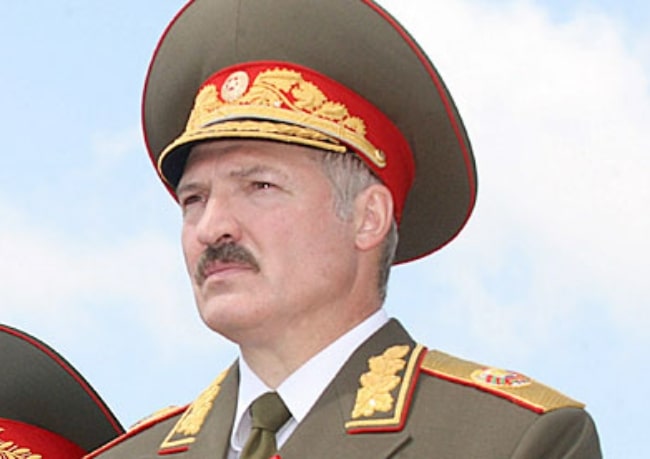 Alexander Lukashenko as seen while wearing the uniform of the commander-in-chief of the Belarusian Armed Forces in 2001