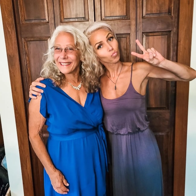 Kate Hudson as seen in a picture with her mother taken on the day of her mother's wedding in September 2022