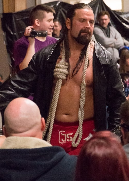 Independent wrestler James Storm making his ring entrance at an Empire State Wrestling event in Buffalo, New York on November 28, 2015